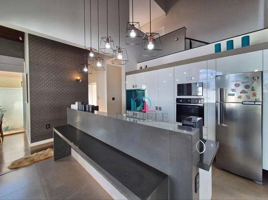 Foto 8 de Casa com 3 quartos à venda, 350m2 em Residencial Cambuy, Araraquara - SP