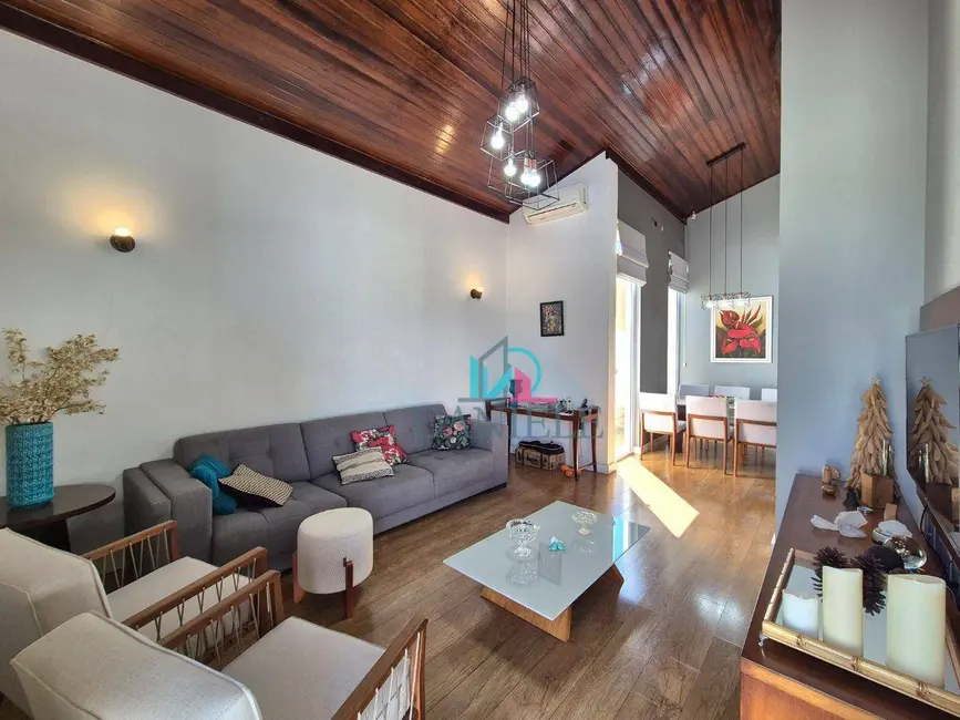 Foto 1 de Casa com 3 quartos à venda, 350m2 em Residencial Cambuy, Araraquara - SP