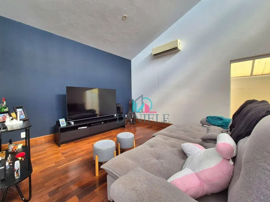 Foto 3 de Casa de Condomínio com 4 quartos à venda, 480m2 em Parque Residencial Damha, Araraquara - SP