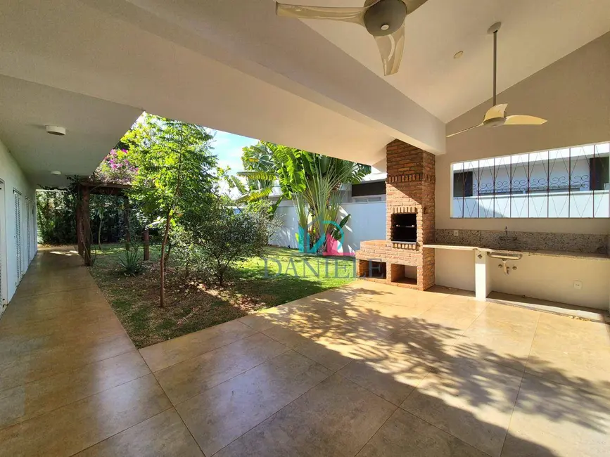 Foto 8 de Casa de Condomínio com 4 quartos à venda, 480m2 em Parque Residencial Damha, Araraquara - SP