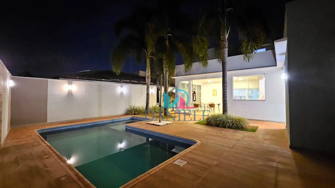 Casa de Condomínio com 4 quartos à venda, 490m2 em Parque Residencial Damha, Araraquara - SP - imagem 1 Foto 1 de Casa de Condomínio com 4 quartos à venda, 490m2 em Parque Residencial Damha, Araraquara - SP