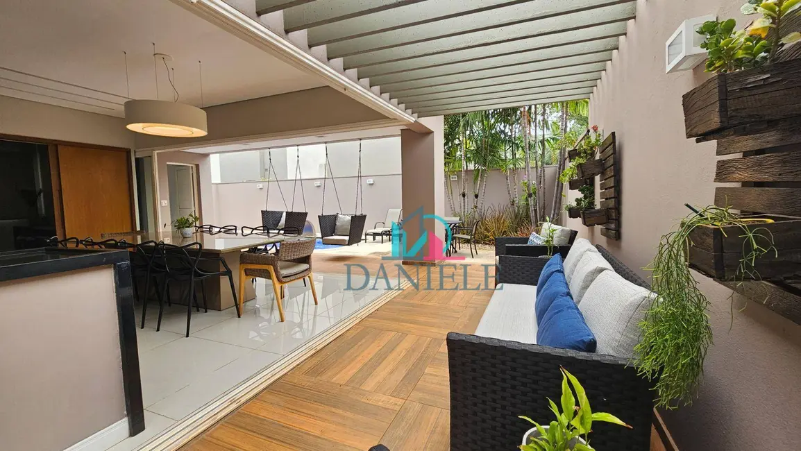 Casa de Condomínio com 3 quartos à venda, 425m2 em Parque Residencial Damha, Araraquara - SP - imagem 2 Foto 2 de Casa de Condomínio com 3 quartos à venda, 425m2 em Parque Residencial Damha, Araraquara - SP