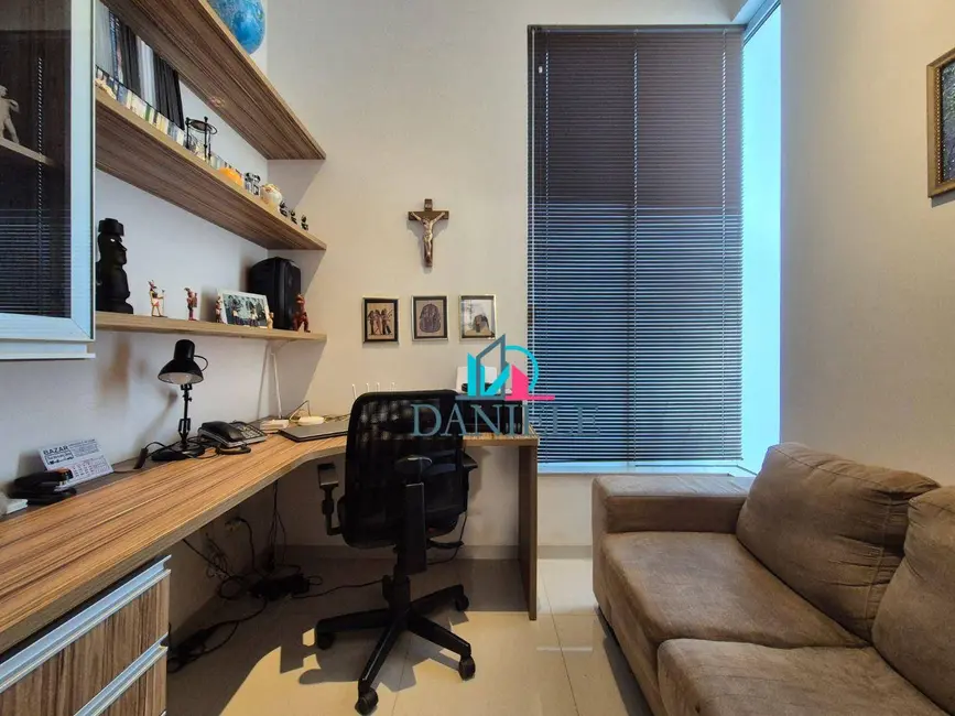 Casa de Condomínio com 3 quartos à venda, 283m2 em Parque Residencial Damha, Araraquara - SP - imagem 5 Foto 5 de Casa de Condomínio com 3 quartos à venda, 283m2 em Parque Residencial Damha, Araraquara - SP