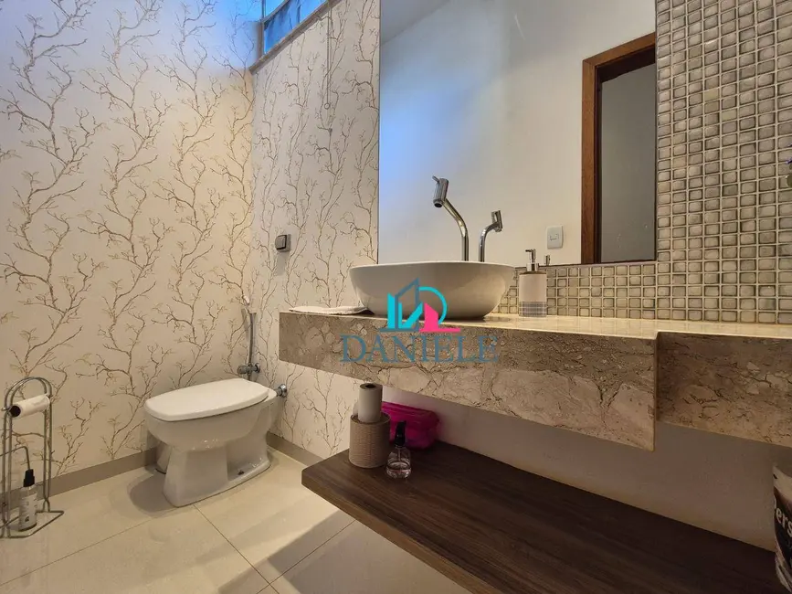 Casa de Condomínio com 3 quartos à venda, 283m2 em Parque Residencial Damha, Araraquara - SP - imagem 8 Foto 8 de Casa de Condomínio com 3 quartos à venda, 283m2 em Parque Residencial Damha, Araraquara - SP