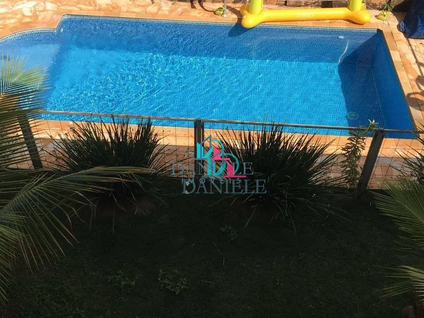 Foto 2 de Casa de Condomínio com 3 quartos à venda, 700m2 em Portal das Araucárias, Araraquara - SP