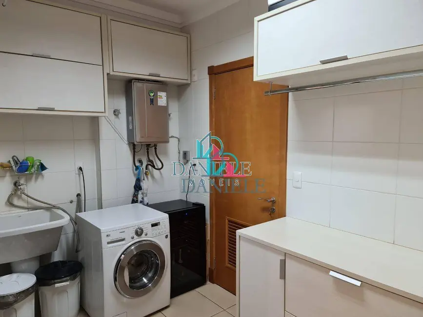 Apartamento com 3 quartos à venda, 145m2 em Centro, Araraquara - SP - imagem 6 Foto 6 de Apartamento com 3 quartos à venda, 145m2 em Centro, Araraquara - SP
