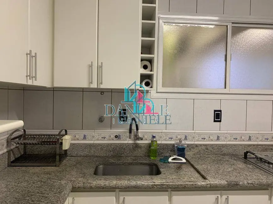 Apartamento com 3 quartos à venda, 124m2 em Centro, Araraquara - SP - imagem 5 Foto 5 de Apartamento com 3 quartos à venda, 124m2 em Centro, Araraquara - SP