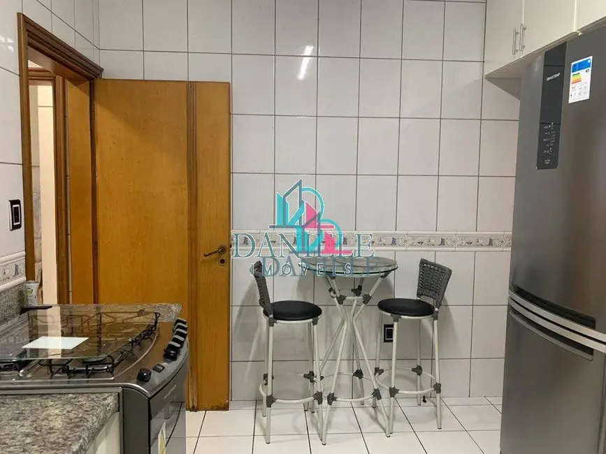 Apartamento com 3 quartos à venda, 124m2 em Centro, Araraquara - SP - imagem 4 Foto 4 de Apartamento com 3 quartos à venda, 124m2 em Centro, Araraquara - SP