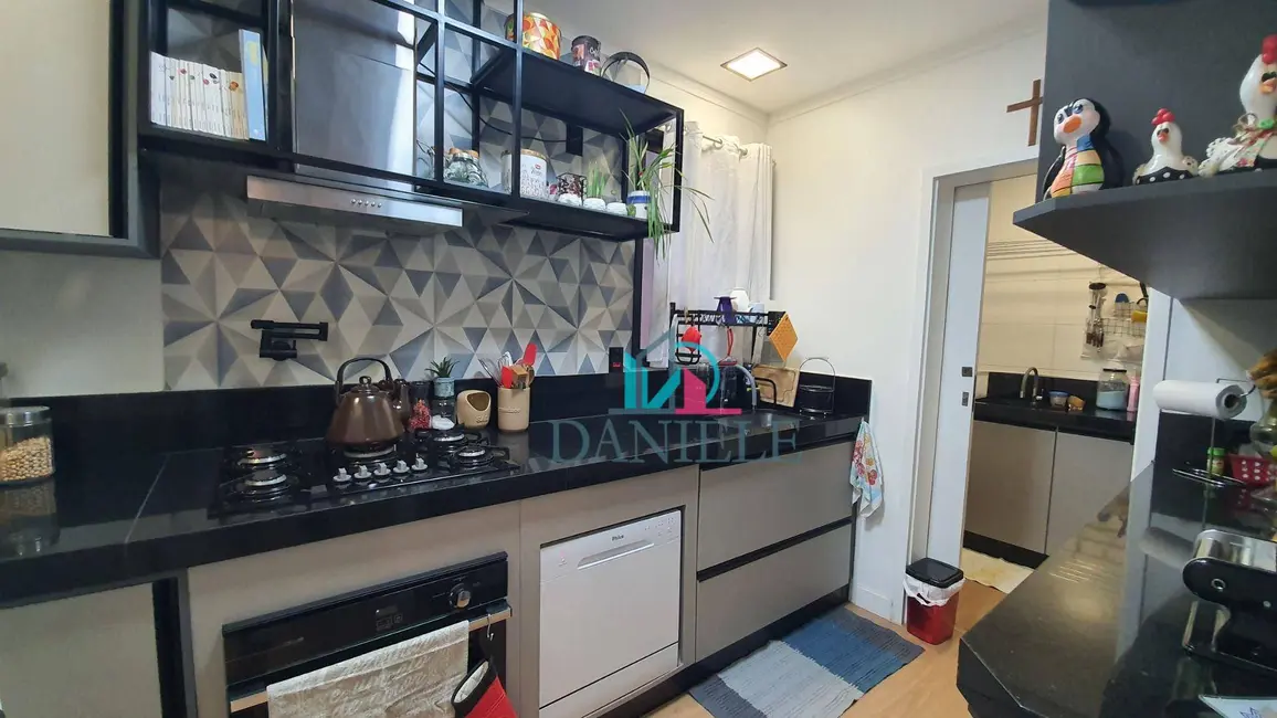 Apartamento com 3 quartos à venda, 133m2 em Vila Ferroviária, Araraquara - SP - imagem 9 Foto 9 de Apartamento com 3 quartos à venda, 133m2 em Vila Ferroviária, Araraquara - SP