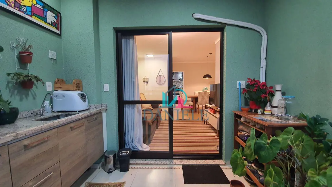 Apartamento com 3 quartos à venda, 133m2 em Vila Ferroviária, Araraquara - SP - imagem 8 Foto 8 de Apartamento com 3 quartos à venda, 133m2 em Vila Ferroviária, Araraquara - SP