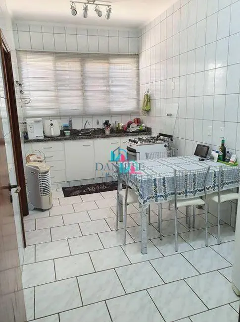 Apartamento com 2 quartos à venda, 85m2 em Jardim Tinen, Araraquara - SP - imagem 3 Foto 3 de Apartamento com 2 quartos à venda, 85m2 em Jardim Tinen, Araraquara - SP