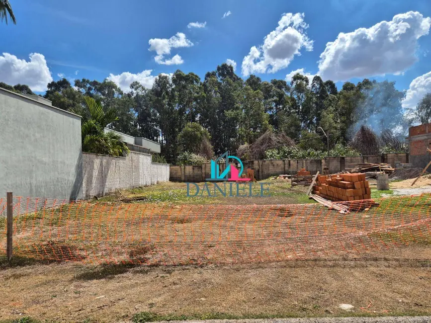 Foto 1 de Terreno / Lote à venda, 369m2 em Vila Xavier (Vila Xavier), Araraquara - SP