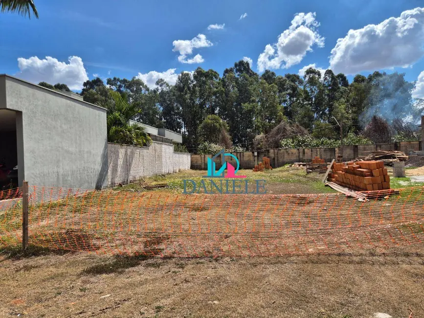 Foto 2 de Terreno / Lote à venda, 369m2 em Vila Xavier (Vila Xavier), Araraquara - SP