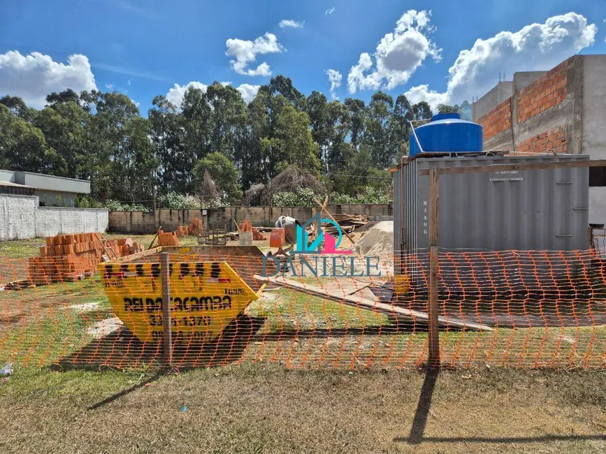 Terreno / Lote à venda, 360m2 em Vila Xavier (Vila Xavier), Araraquara - SP - imagem 1 Foto 1 de Terreno / Lote à venda, 360m2 em Vila Xavier (Vila Xavier), Araraquara - SP