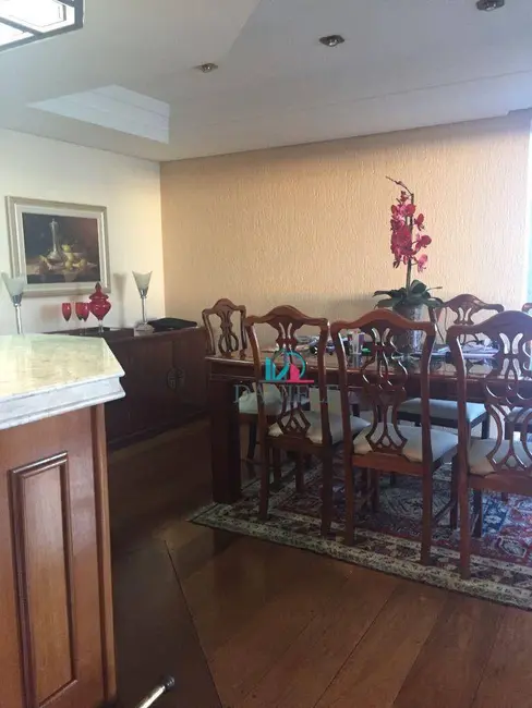 Apartamento com 4 quartos à venda, 315m2 em Centro, Araraquara - SP - imagem 4 Foto 4 de Apartamento com 4 quartos à venda, 315m2 em Centro, Araraquara - SP