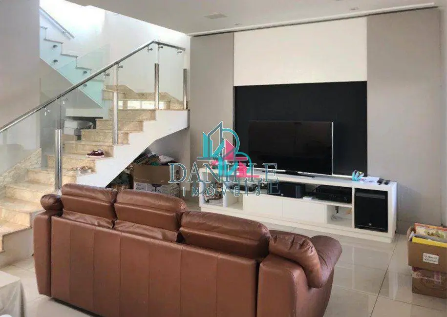 Casa de Condomínio com 4 quartos à venda, 561m2 em Jardim Salto Grande, Araraquara - SP - imagem 5 Foto 5 de Casa de Condomínio com 4 quartos à venda, 561m2 em Jardim Salto Grande, Araraquara - SP