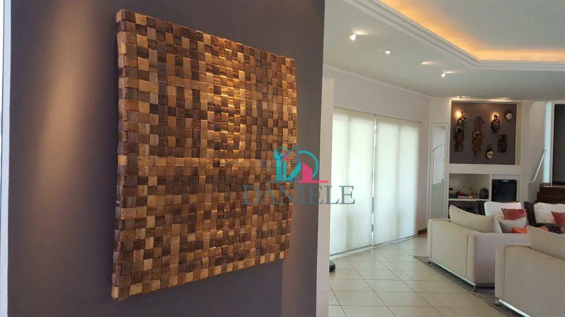 Casa de Condomínio com 4 quartos à venda, 1250m2 em Jardim Vale das Rosas, Araraquara - SP - imagem 3 Foto 3 de Casa de Condomínio com 4 quartos à venda, 1250m2 em Jardim Vale das Rosas, Araraquara - SP