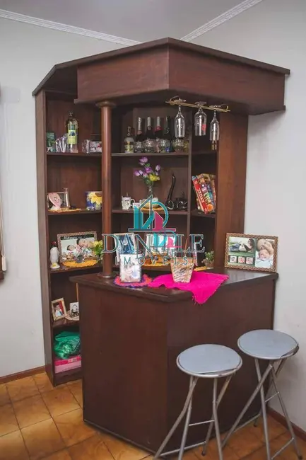 Casa com 3 quartos à venda, 250m2 em Jardim Pinheiros (Vila Xavier), Araraquara - SP - imagem 4 Foto 4 de Casa com 3 quartos à venda, 250m2 em Jardim Pinheiros (Vila Xavier), Araraquara - SP