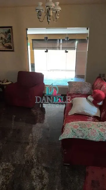 Foto 3 de Casa com 3 quartos à venda, 300m2 em Americo Brasiliense - SP