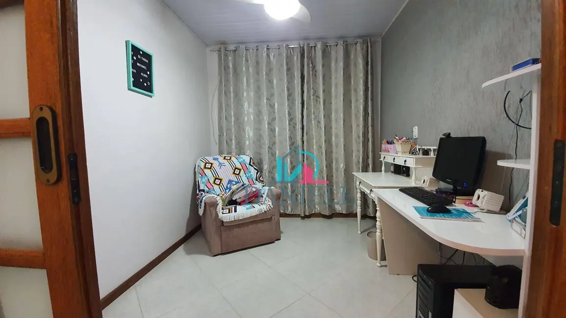 Casa com 3 quartos à venda, 250m2 em Centro, Araraquara - SP - imagem 7 Foto 7 de Casa com 3 quartos à venda, 250m2 em Centro, Araraquara - SP