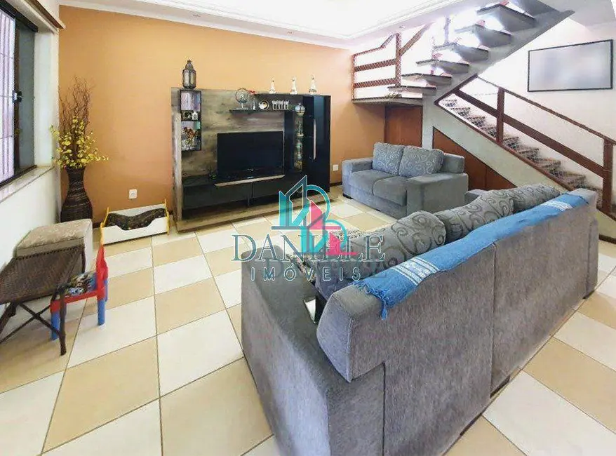 Foto 1 de Casa com 3 quartos à venda, 300m2 em Jardim Adalgisa, Araraquara - SP