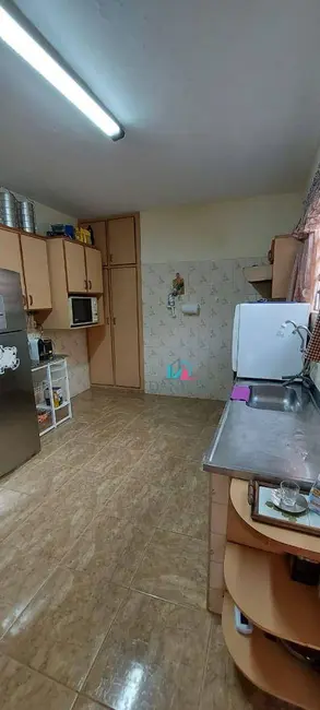 Casa com 3 quartos à venda, 276m2 em Jardim Brasil (Vila Xavier), Araraquara - SP - imagem 7 Foto 7 de Casa com 3 quartos à venda, 276m2 em Jardim Brasil (Vila Xavier), Araraquara - SP