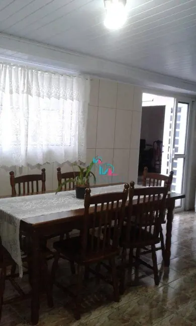 Casa com 3 quartos à venda, 250m2 em Jardim Pinheiros (Vila Xavier), Araraquara - SP - imagem 8 Foto 8 de Casa com 3 quartos à venda, 250m2 em Jardim Pinheiros (Vila Xavier), Araraquara - SP