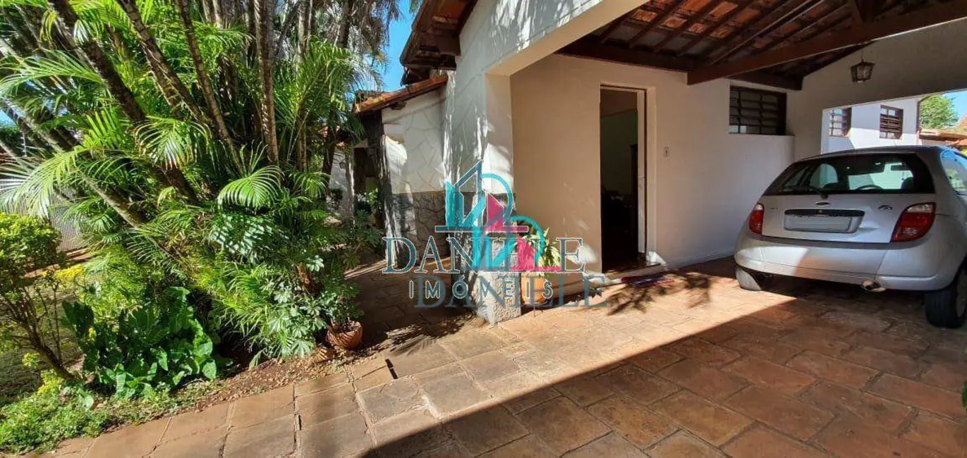 Foto 2 de Casa com 4 quartos à venda, 789m2 em Centro, Araraquara - SP