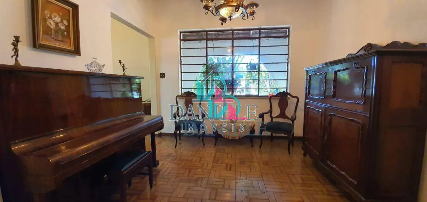 Casa com 4 quartos à venda, 789m2 em Centro, Araraquara - SP - imagem 7 Foto 7 de Casa com 4 quartos à venda, 789m2 em Centro, Araraquara - SP