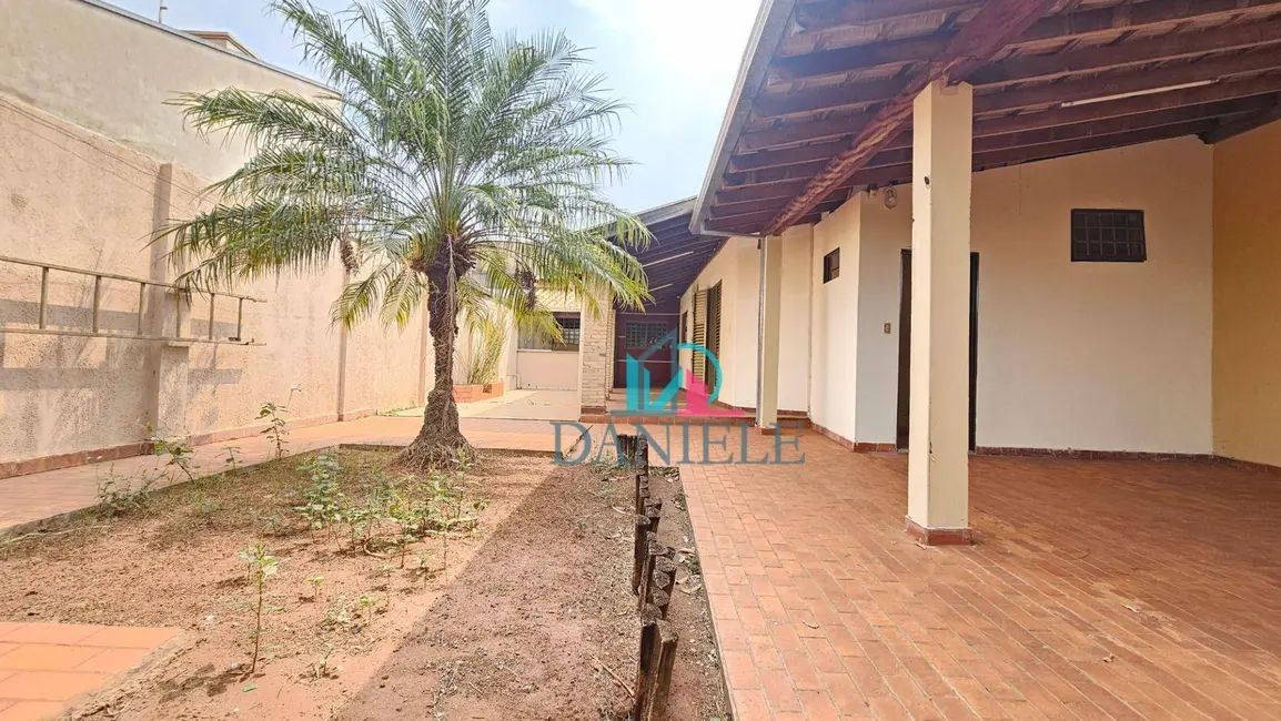 Casa com 2 quartos à venda, 250m2 em Residencial Cambuy, Araraquara - SP - imagem 8 Foto 8 de Casa com 2 quartos à venda, 250m2 em Residencial Cambuy, Araraquara - SP