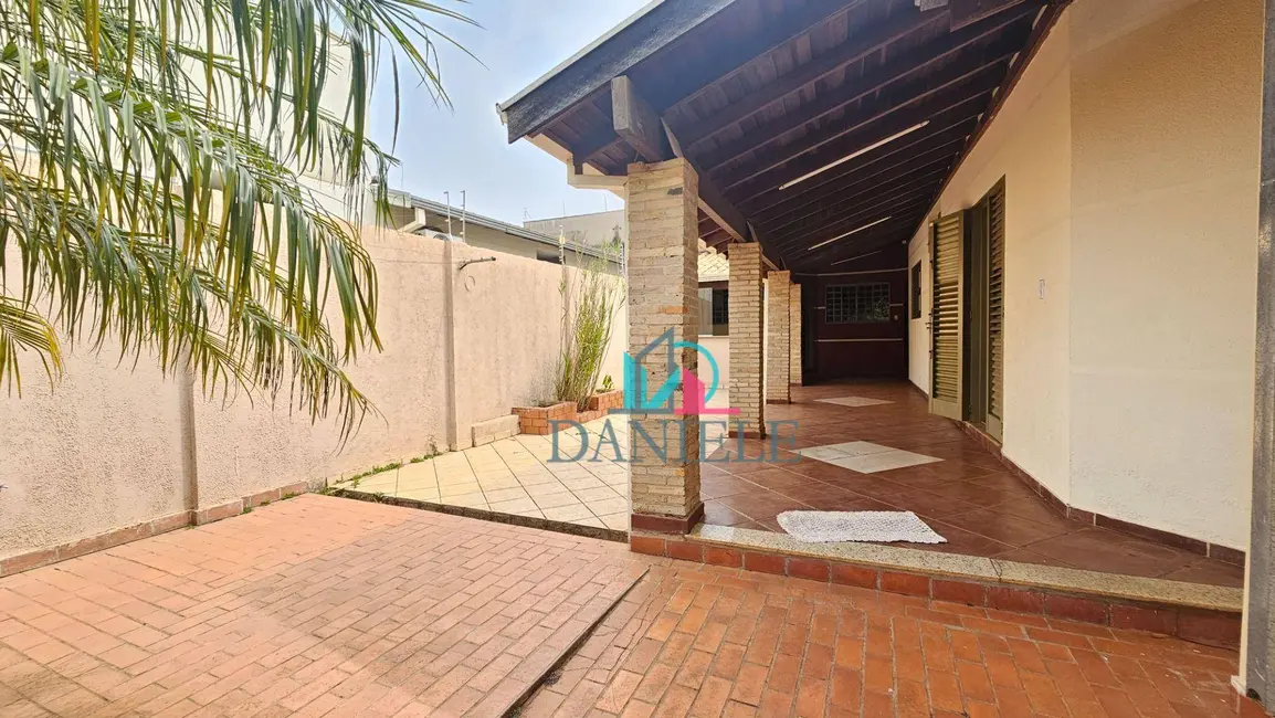 Casa com 2 quartos à venda, 250m2 em Residencial Cambuy, Araraquara - SP - imagem 5 Foto 5 de Casa com 2 quartos à venda, 250m2 em Residencial Cambuy, Araraquara - SP