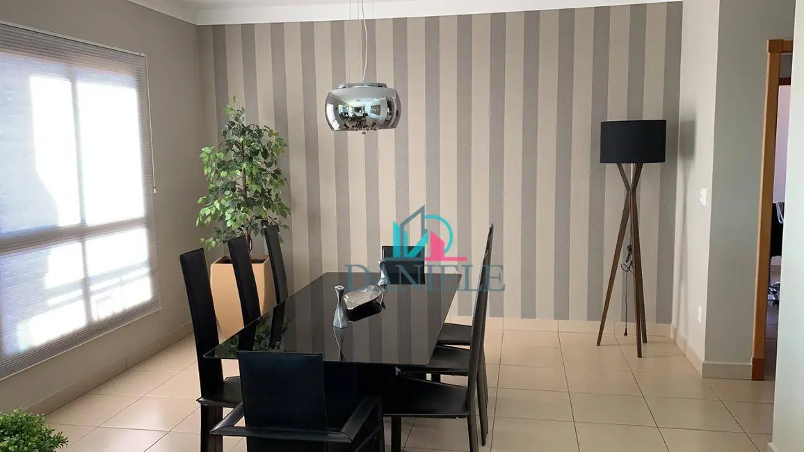 Apartamento com 3 quartos à venda, 256m2 em Centro, Araraquara - SP - imagem 6 Foto 6 de Apartamento com 3 quartos à venda, 256m2 em Centro, Araraquara - SP