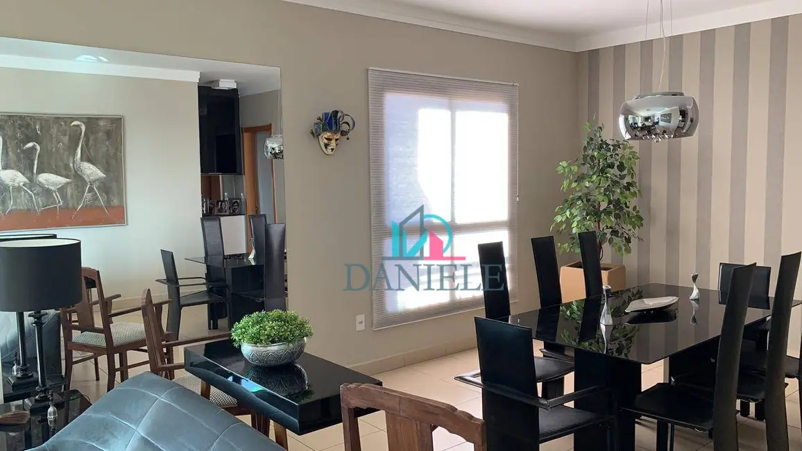 Apartamento com 3 quartos à venda, 256m2 em Centro, Araraquara - SP - imagem 5 Foto 5 de Apartamento com 3 quartos à venda, 256m2 em Centro, Araraquara - SP