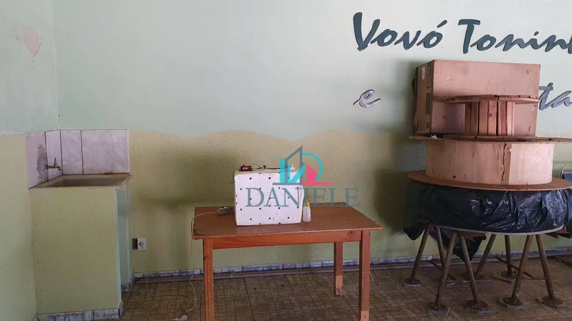 Chácara com 6 quartos à venda, 9529m2 em Parque Tropical, Araraquara - SP - imagem 5 Foto 5 de Chácara com 6 quartos à venda, 9529m2 em Parque Tropical, Araraquara - SP