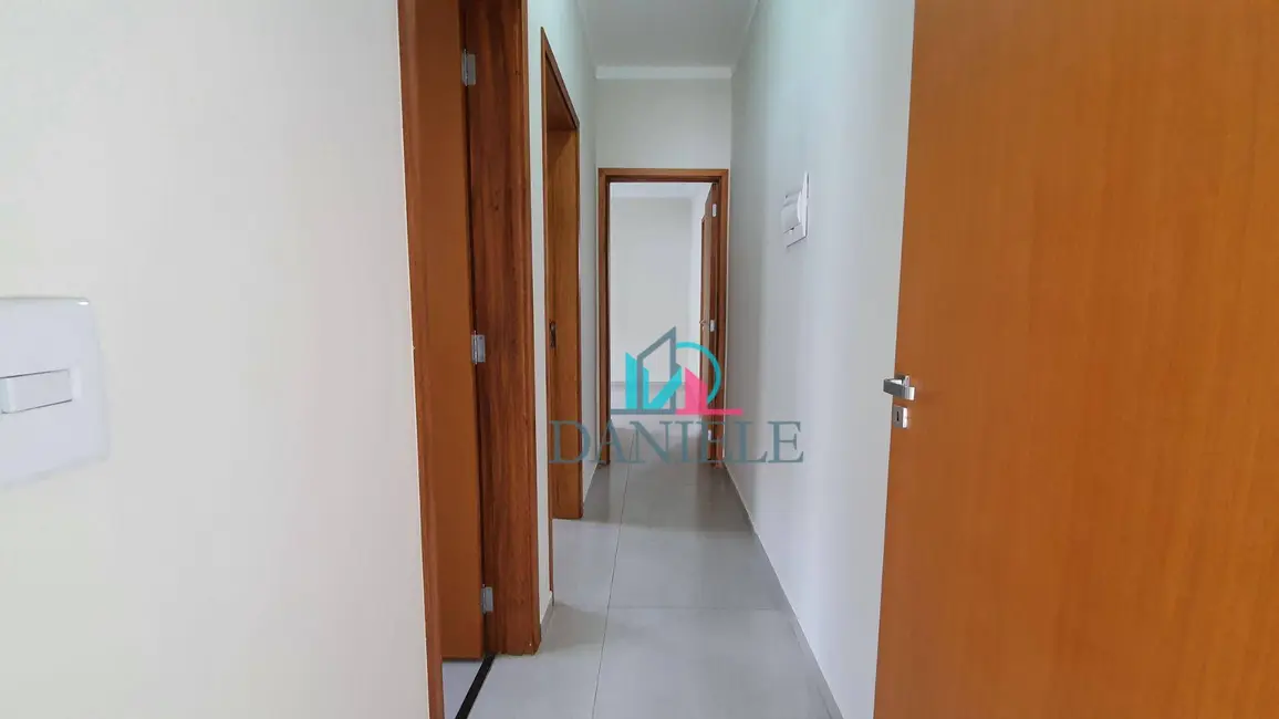 Casa com 2 quartos à venda, 255m2 em Parque Residencial Vale do Sol, Araraquara - SP - imagem 5 Foto 5 de Casa com 2 quartos à venda, 255m2 em Parque Residencial Vale do Sol, Araraquara - SP