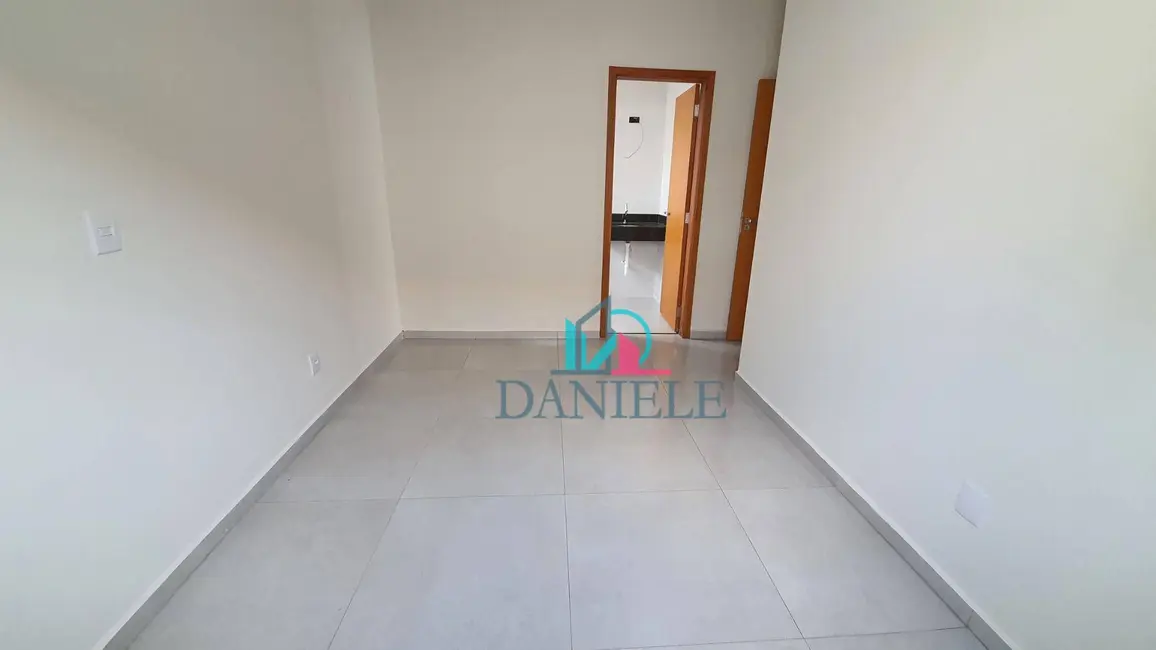 Casa com 2 quartos à venda, 255m2 em Parque Residencial Vale do Sol, Araraquara - SP - imagem 7 Foto 7 de Casa com 2 quartos à venda, 255m2 em Parque Residencial Vale do Sol, Araraquara - SP