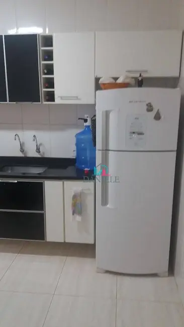 Casa com 2 quartos à venda, 171m2 em Jardim Tamoio, Araraquara - SP - imagem 5 Foto 5 de Casa com 2 quartos à venda, 171m2 em Jardim Tamoio, Araraquara - SP
