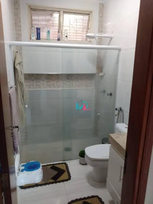 Casa com 2 quartos à venda, 171m2 em Jardim Tamoio, Araraquara - SP - imagem 6 Foto 6 de Casa com 2 quartos à venda, 171m2 em Jardim Tamoio, Araraquara - SP
