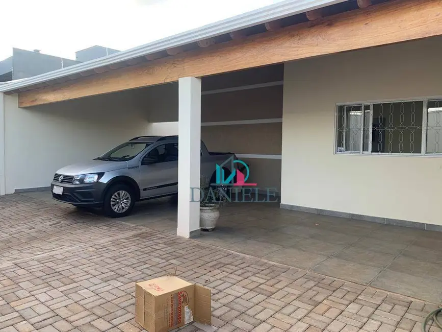 Foto 1 de Casa com 3 quartos à venda, 253m2 em Residencial Ravena, Araraquara - SP