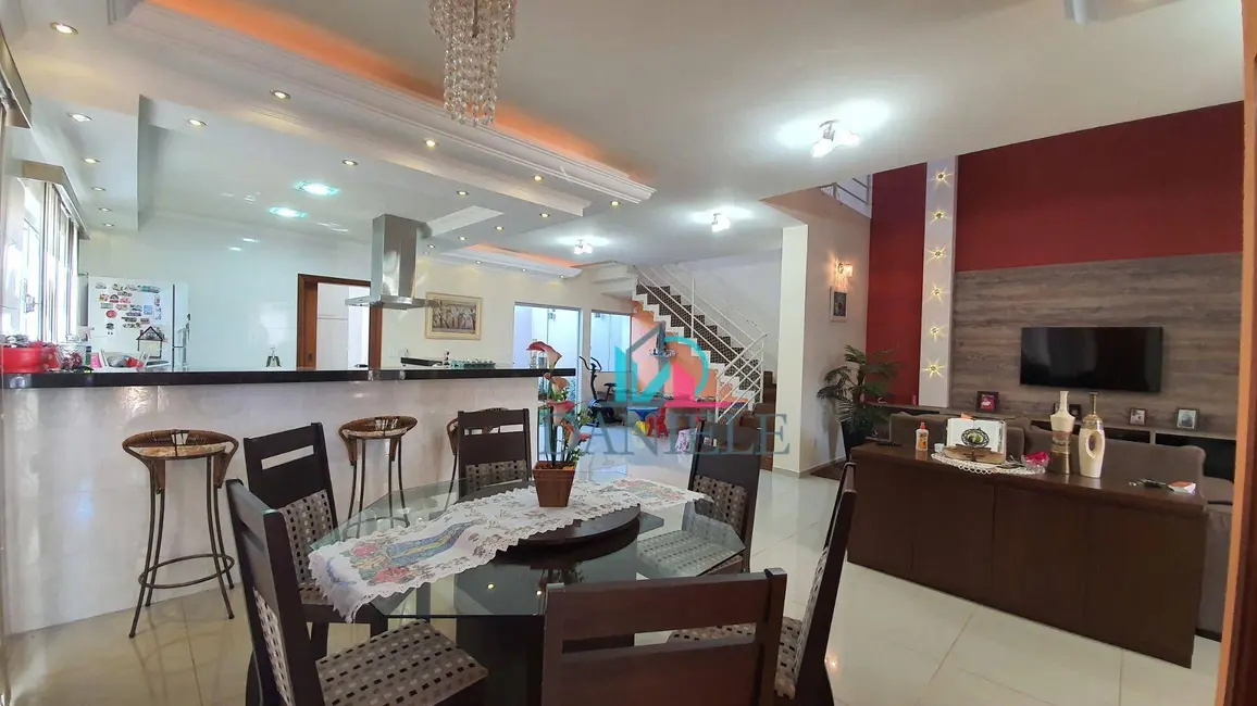 Foto 7 de Casa com 3 quartos à venda, 250m2 em Residencial Cambuy, Araraquara - SP