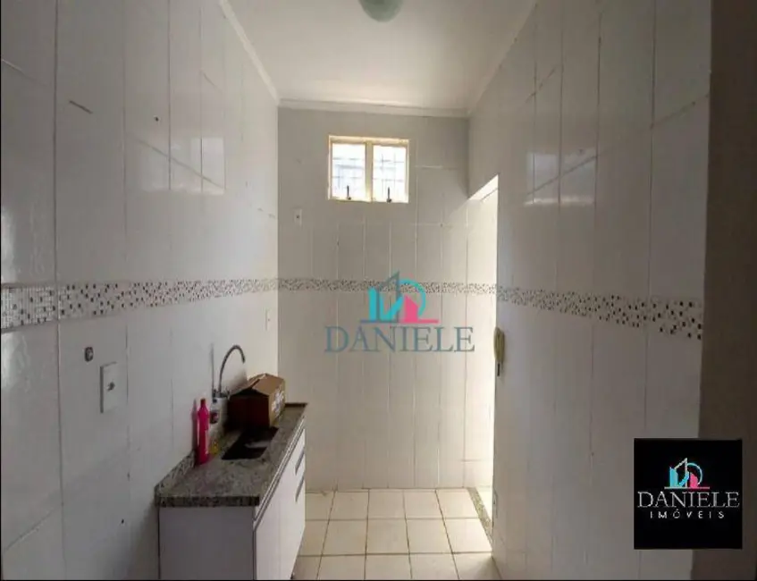Casa de Condomínio com 3 quartos à venda, 255m2 em Jardim Maria Luiza IV, Araraquara - SP - imagem 5 Foto 5 de Casa de Condomínio com 3 quartos à venda, 255m2 em Jardim Maria Luiza IV, Araraquara - SP