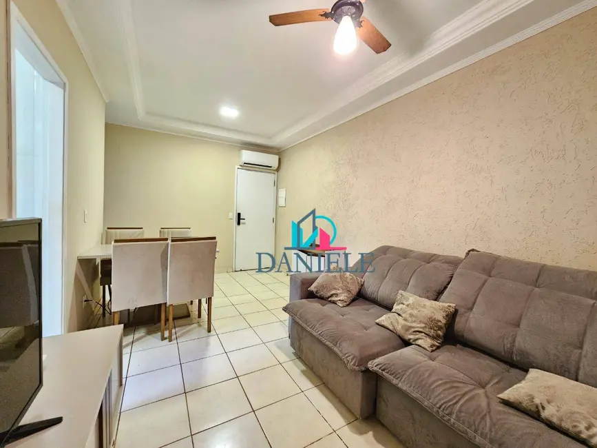 Foto 2 de Casa de Condomínio com 2 quartos à venda, 219m2 em Jardim Almeida, Araraquara - SP