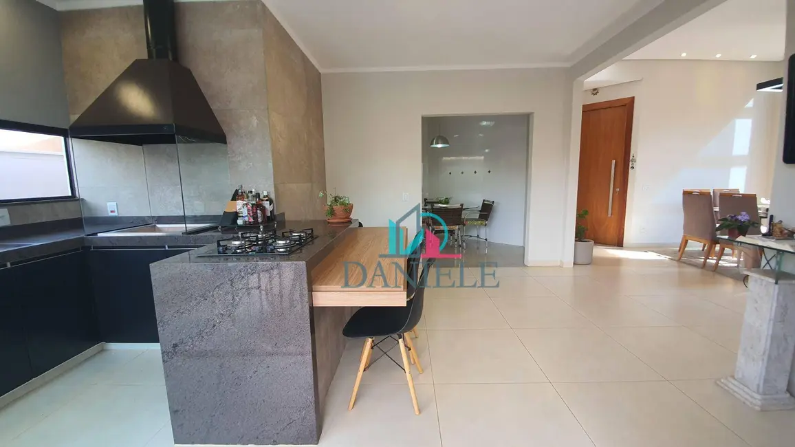 Foto 7 de Casa de Condomínio com 4 quartos à venda, 405m2 em Parque Residencial Damha, Araraquara - SP