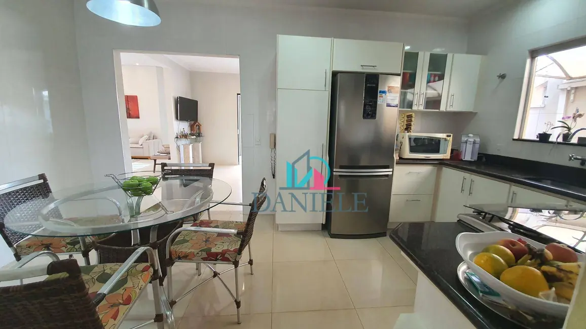 Foto 5 de Casa de Condomínio com 4 quartos à venda, 405m2 em Parque Residencial Damha, Araraquara - SP