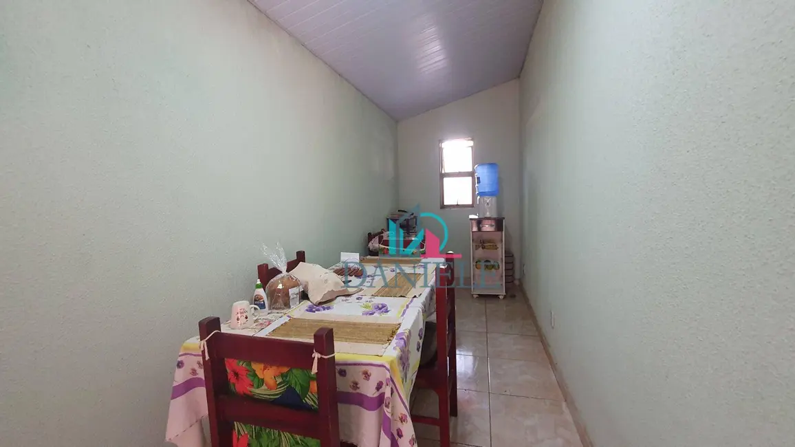 Casa com 2 quartos à venda, 200m2 em Jardim Uirapuru, Araraquara - SP - imagem 4 Foto 4 de Casa com 2 quartos à venda, 200m2 em Jardim Uirapuru, Araraquara - SP