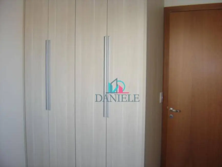 Apartamento com 2 quartos à venda, 96m2 em Centro, Araraquara - SP - imagem 9 Foto 9 de Apartamento com 2 quartos à venda, 96m2 em Centro, Araraquara - SP