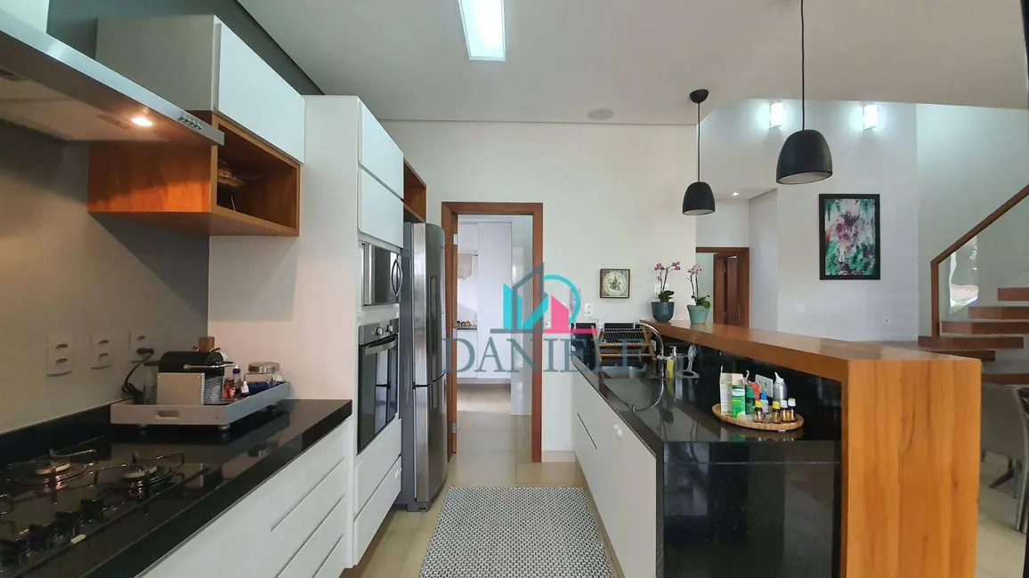 Casa de Condomínio com 3 quartos à venda, 360m2 em Condomínio Buona Vita, Araraquara - SP - imagem 4 Foto 4 de Casa de Condomínio com 3 quartos à venda, 360m2 em Condomínio Buona Vita, Araraquara - SP
