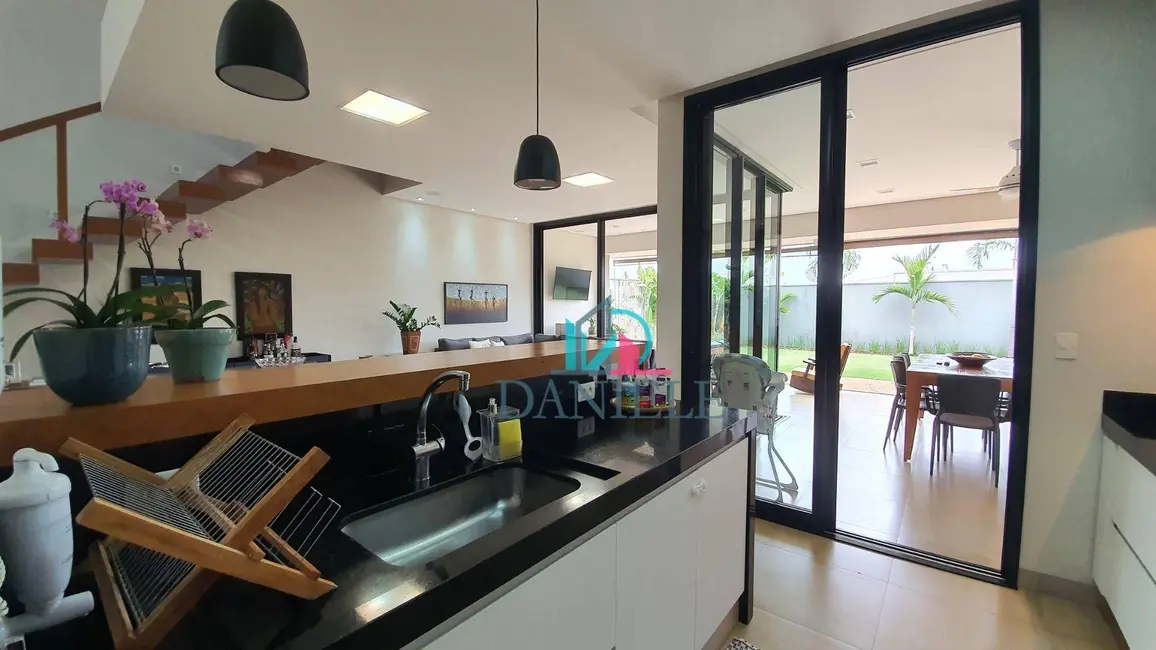 Casa de Condomínio com 3 quartos à venda, 360m2 em Condomínio Buona Vita, Araraquara - SP - imagem 6 Foto 6 de Casa de Condomínio com 3 quartos à venda, 360m2 em Condomínio Buona Vita, Araraquara - SP