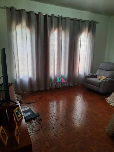 Foto 1 de Casa com 2 quartos à venda, 250m2 em Jardim Santa Angelina, Araraquara - SP