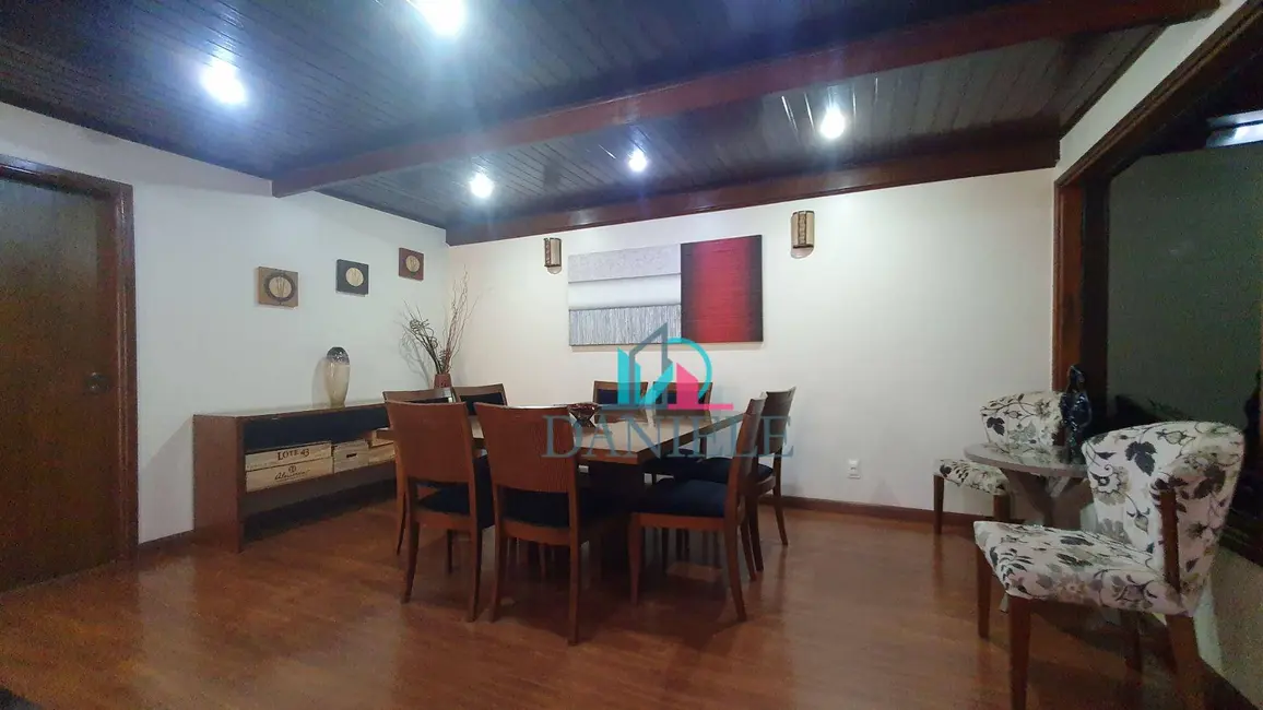 Casa com 3 quartos à venda, 360m2 em Vila Harmonia, Araraquara - SP - imagem 9 Foto 9 de Casa com 3 quartos à venda, 360m2 em Vila Harmonia, Araraquara - SP